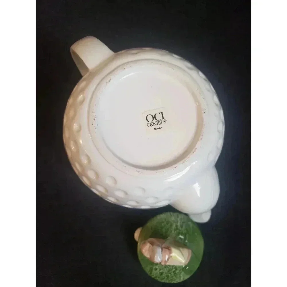 OCI Omnibus Golf Ball‎ Shaped Teapot